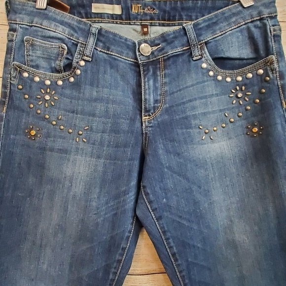 Kut from the Kloth - Picture 3 of 4